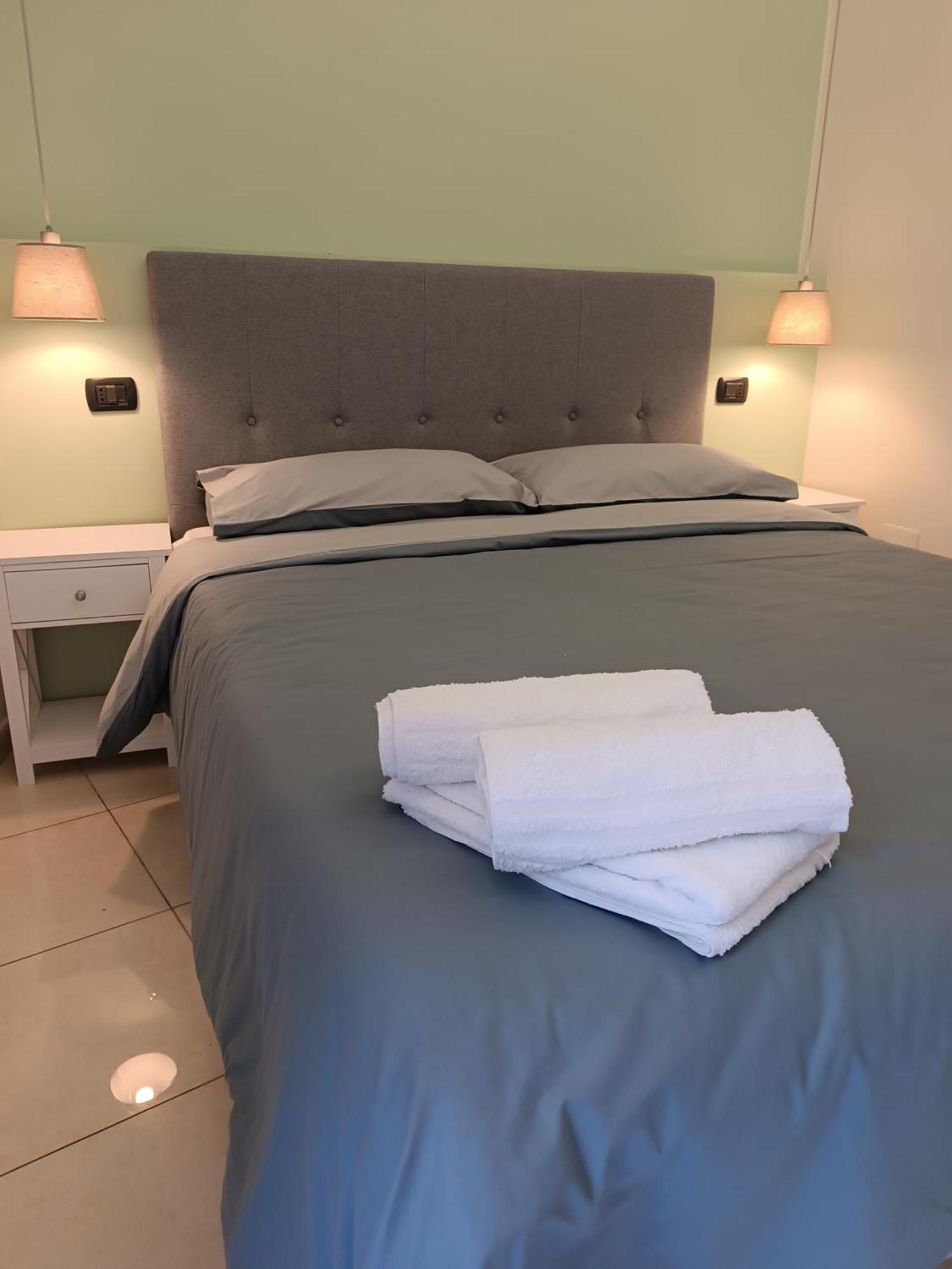 Residenza Geri - Suite And Home Napoli Centro Kültér fotó
